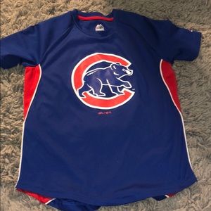 chicago cubs t shirt (sold on mercari)